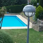 De 3*
