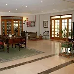 De 3*