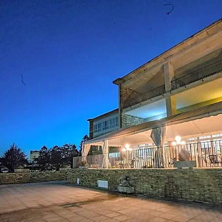 Hotel De 3*