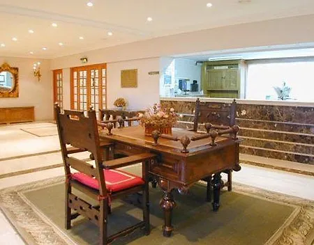 فندق De 3*